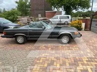 1985 Mercedes Benz SL 380