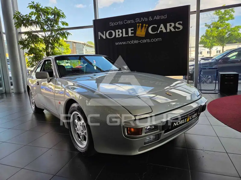 1985 Porsche 944