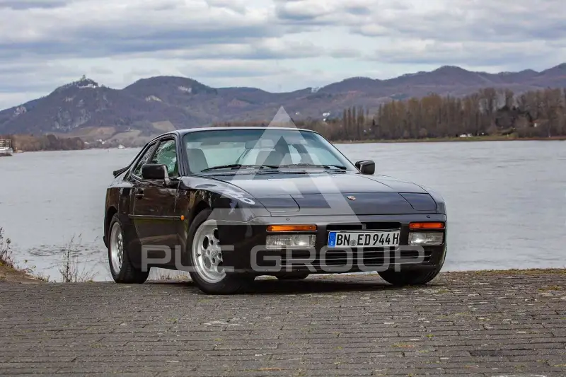 1985 Porsche 944