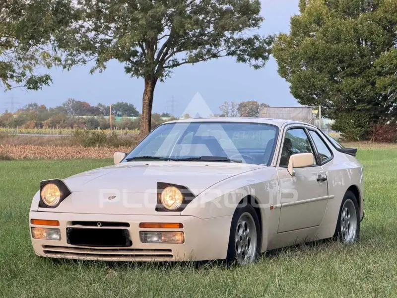 1985 Porsche 944