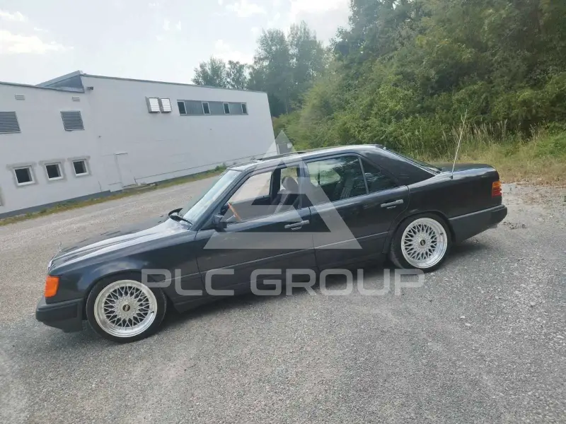 1986 Mercedes Benz E 300