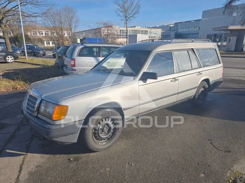 1986 Mercedes Benz 230
