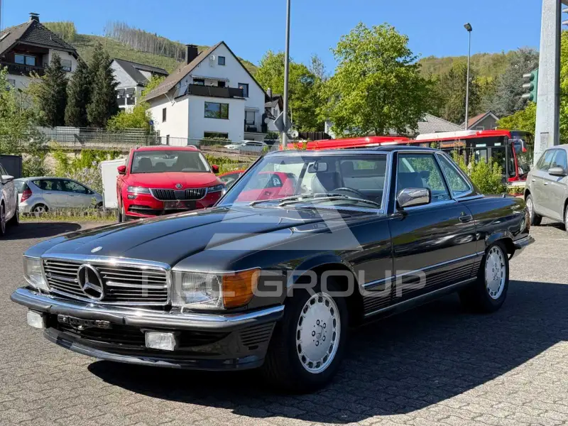 1986 Mercedes Benz SL 500