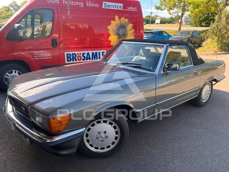 1986 Mercedes Benz SL 300