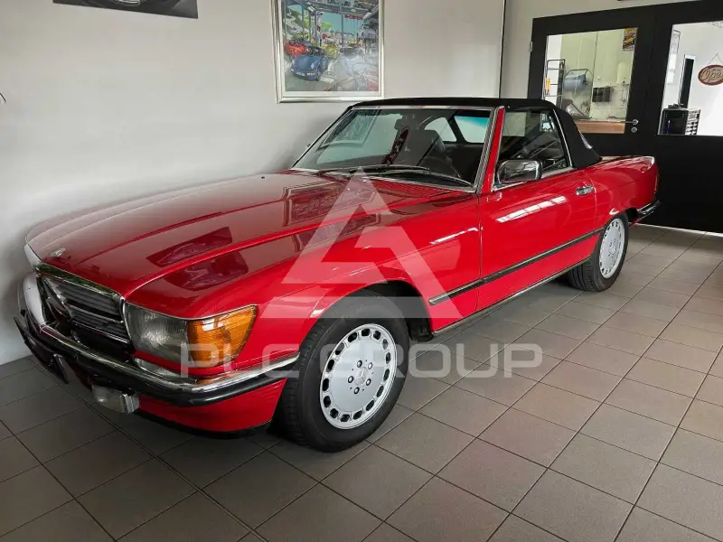 1986 Mercedes Benz SL 300