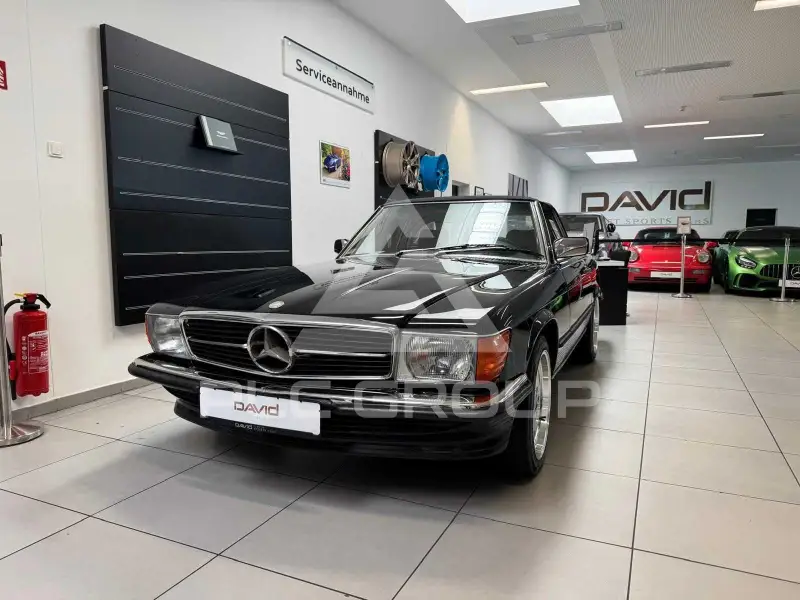 1986 Mercedes Benz SL 560