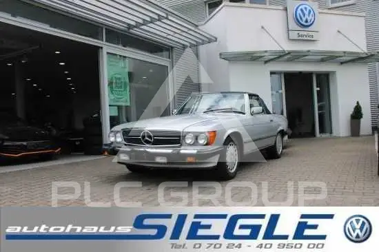 1986 Mercedes Benz SL 560