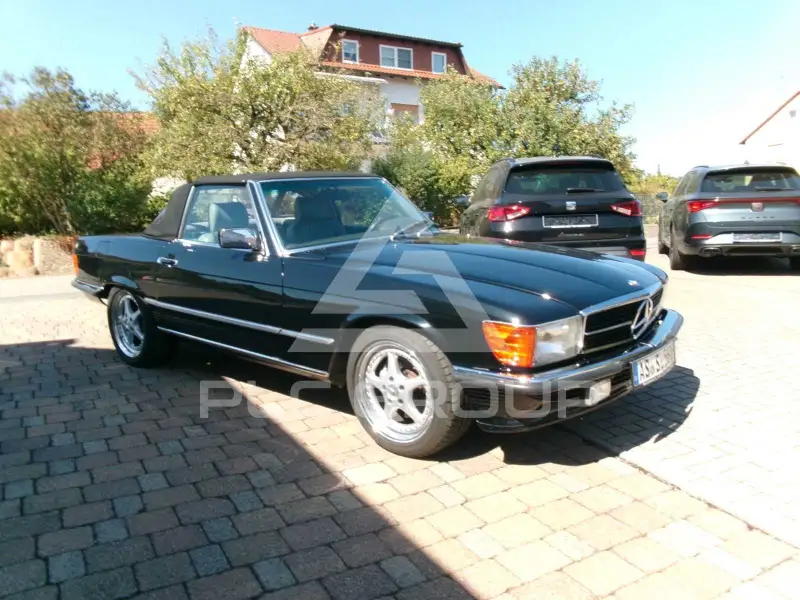 1986 Mercedes Benz SL 560