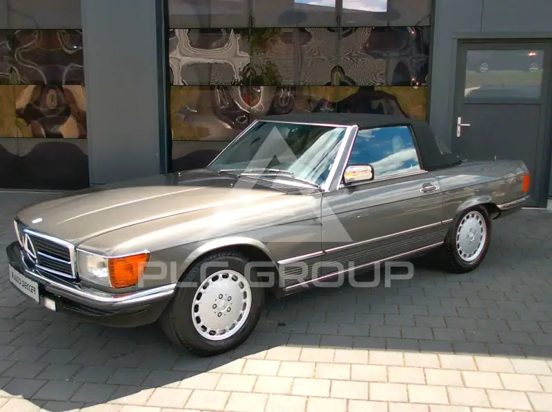 1986 Mercedes Benz SL 560