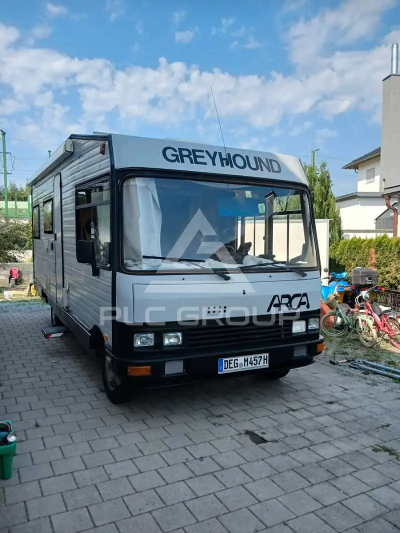 1986 Peugeot J5