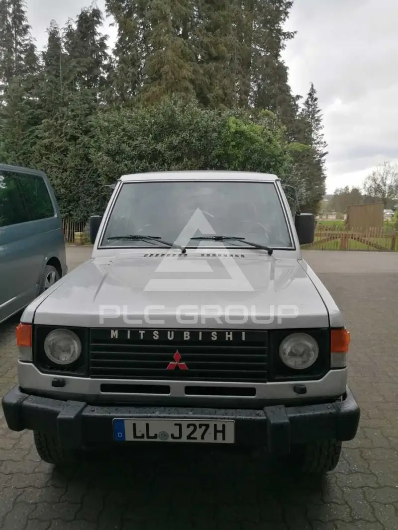 1987 Mitsubishi PAJARO