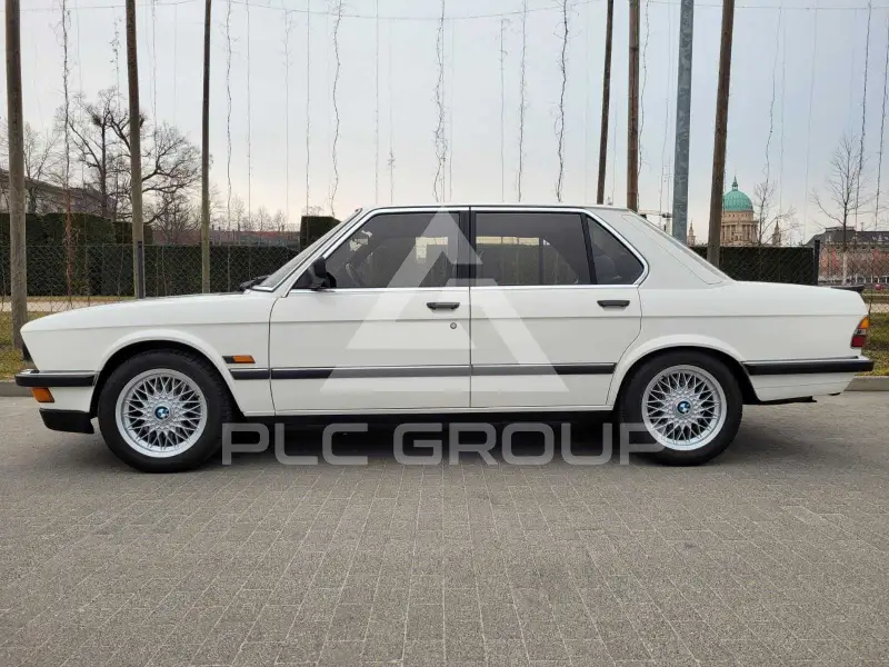 1987 BMW M5