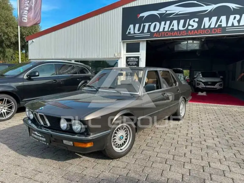 1987 BMW 518