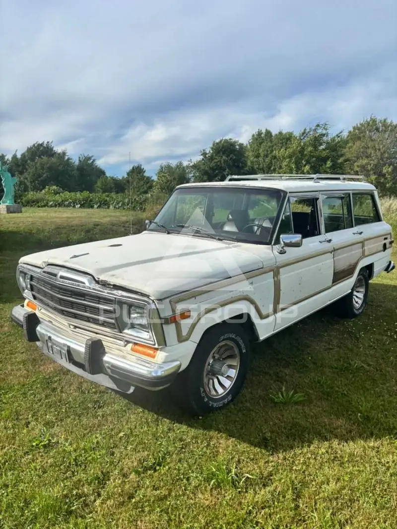 1987 Jeep WAGONEER