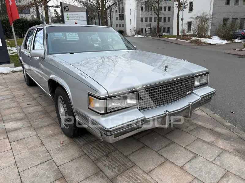 1987 Cadillac FLEETWOOD