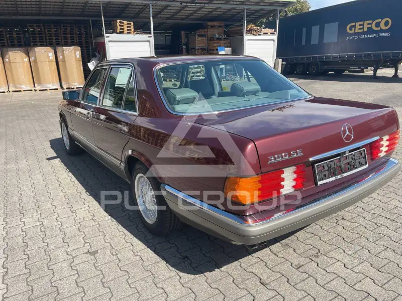 1987 Mercedes Benz E 300