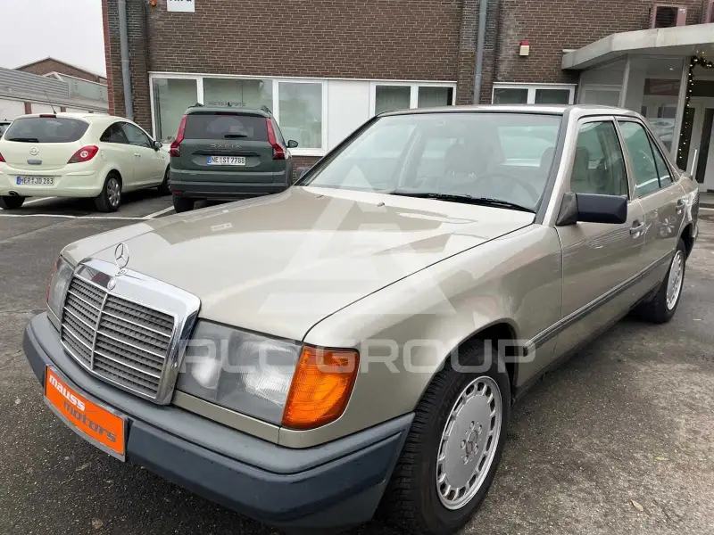1987 Mercedes Benz 200