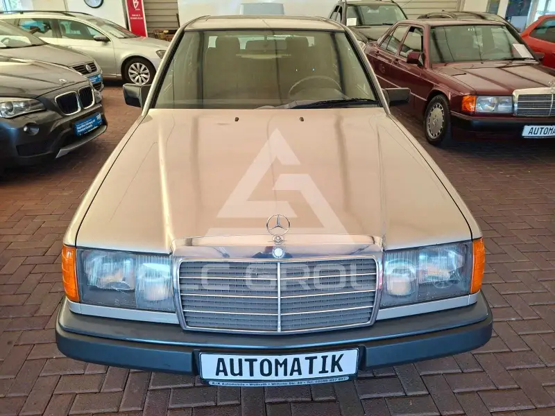 1987 Mercedes Benz 230