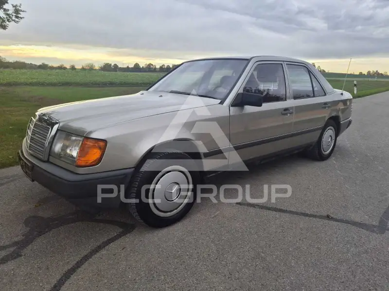 1987 Mercedes Benz E 230