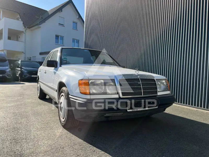 1987 Mercedes Benz 260