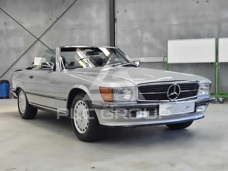 1987 Mercedes Benz SL 300