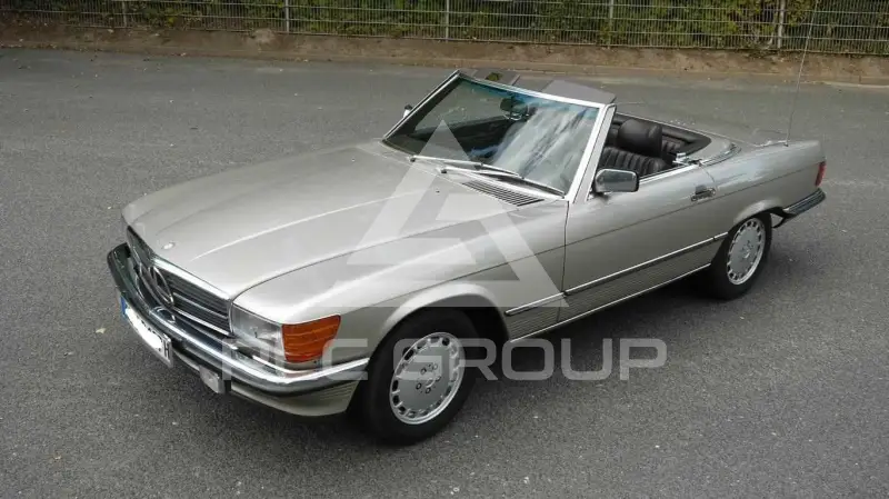 1987 Mercedes Benz SL 300