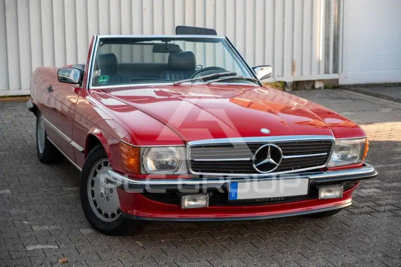 1987 Mercedes Benz SL 300