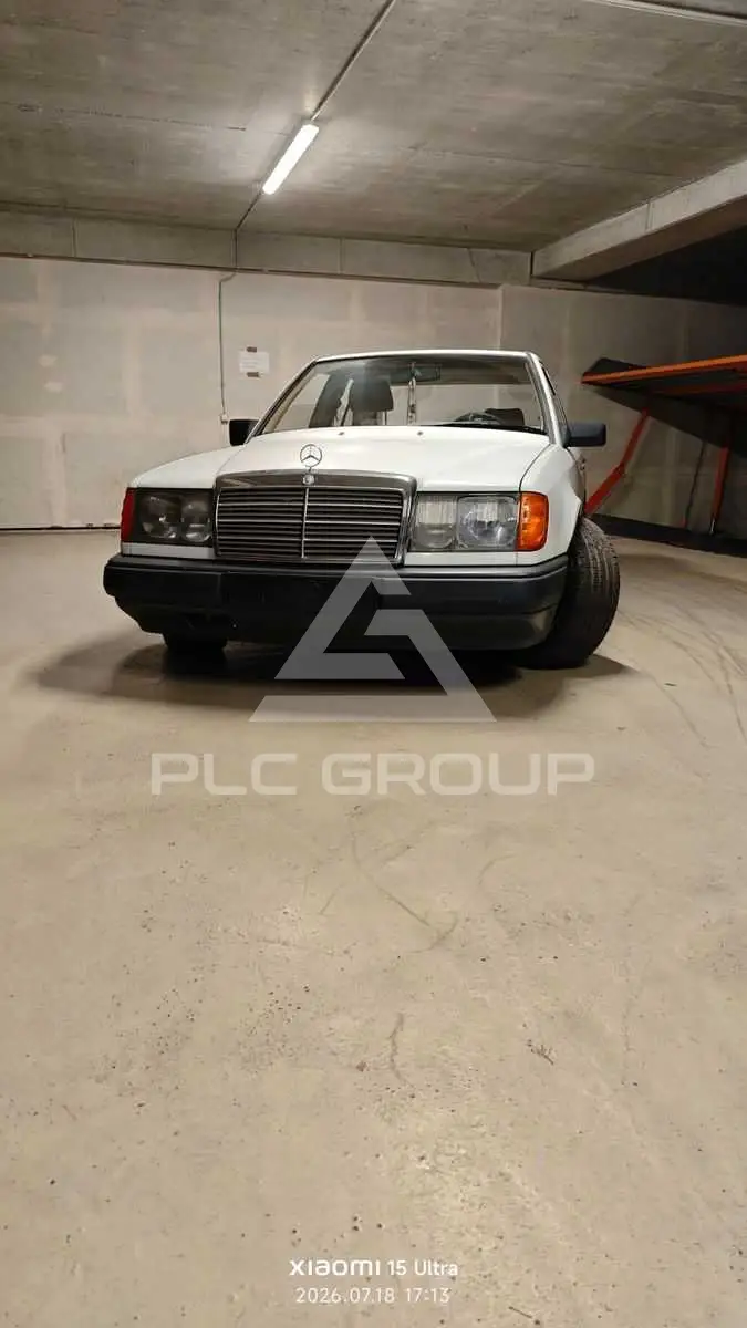 1987 Mercedes Benz E 260