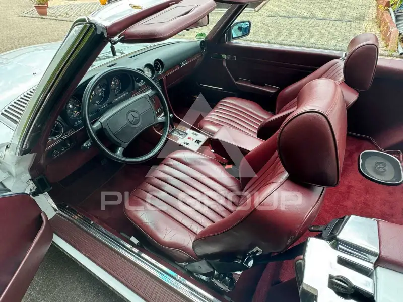 1987 Mercedes Benz SL 560