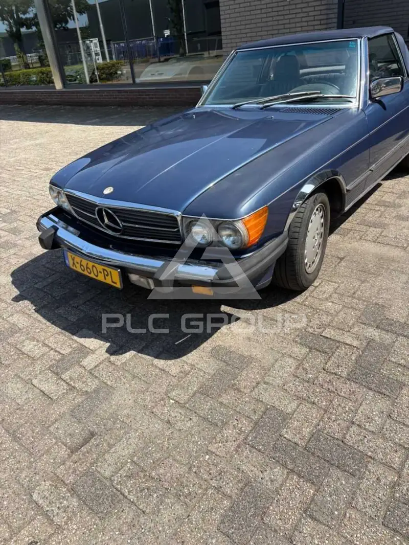 1987 Mercedes Benz SL 560