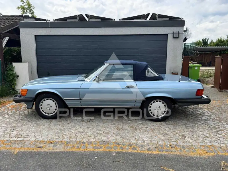 1987 Mercedes Benz SL 560