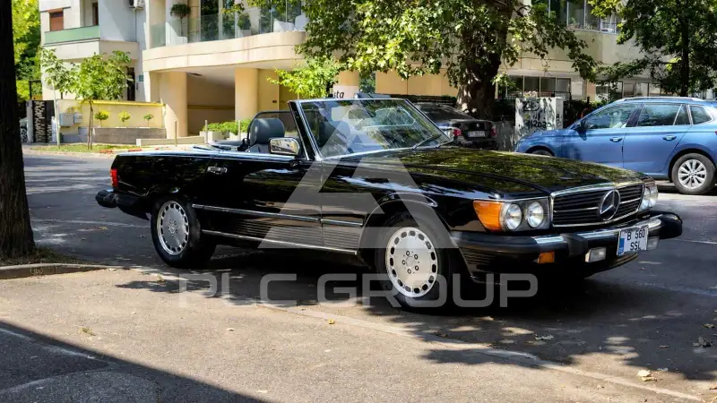 1987 Mercedes Benz SL 560