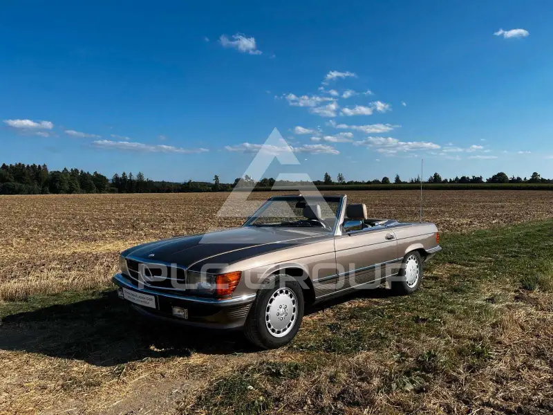 1987 Mercedes Benz SL 560