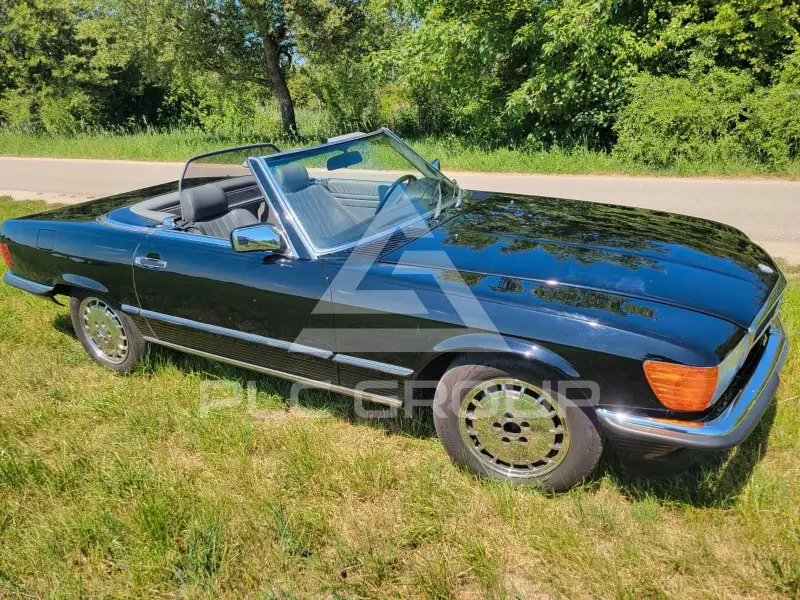 1987 Mercedes Benz SL 560