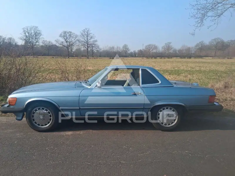 1987 Mercedes Benz SL 560