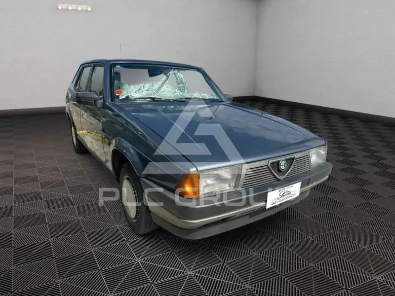 1987 Alfa Romeo 75