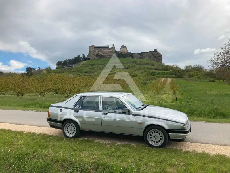 1987 Alfa Romeo 75