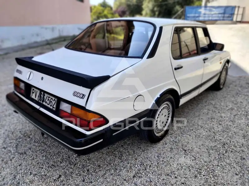 1987 SAAB 900