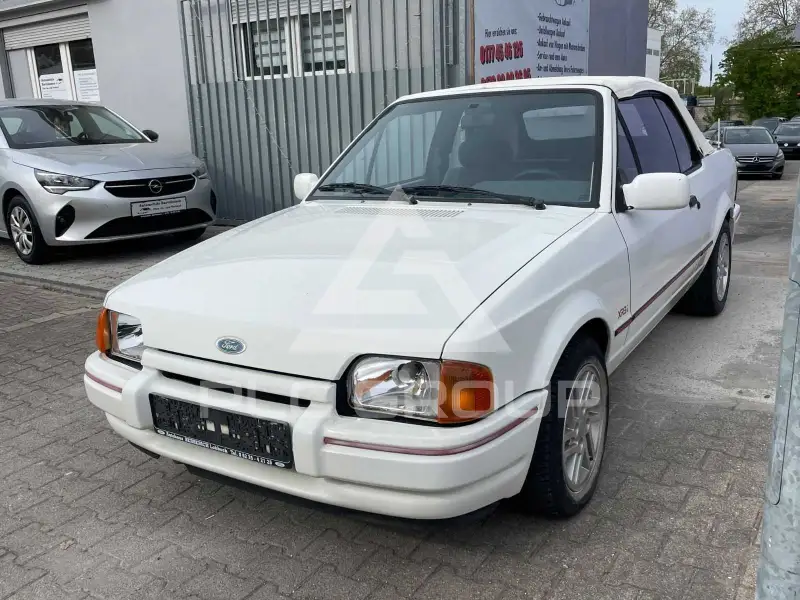 1987 Ford ESCORT