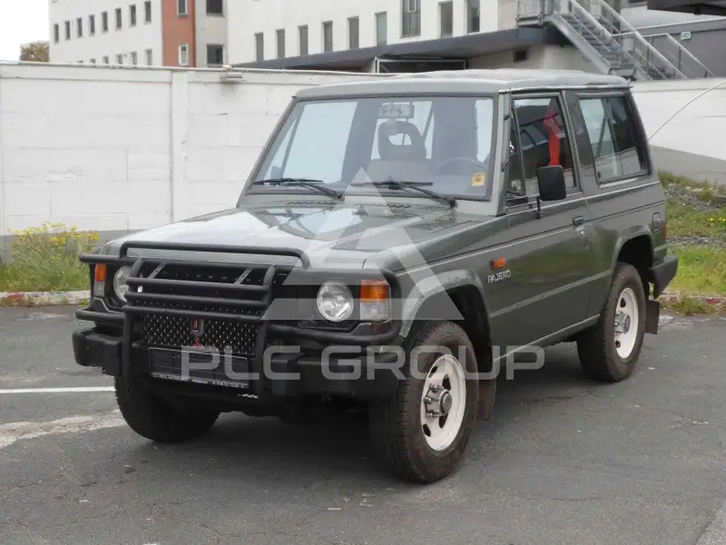 1988 Mitsubishi PAJARO