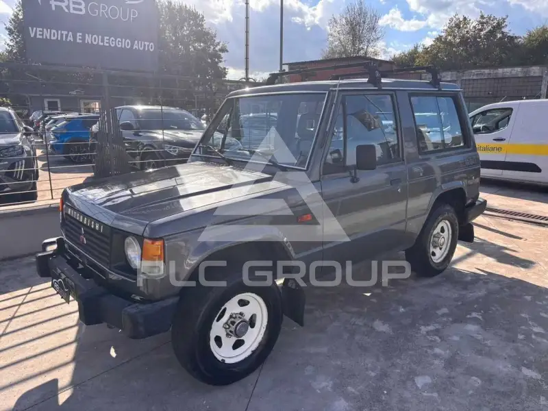 1988 Mitsubishi PAJARO