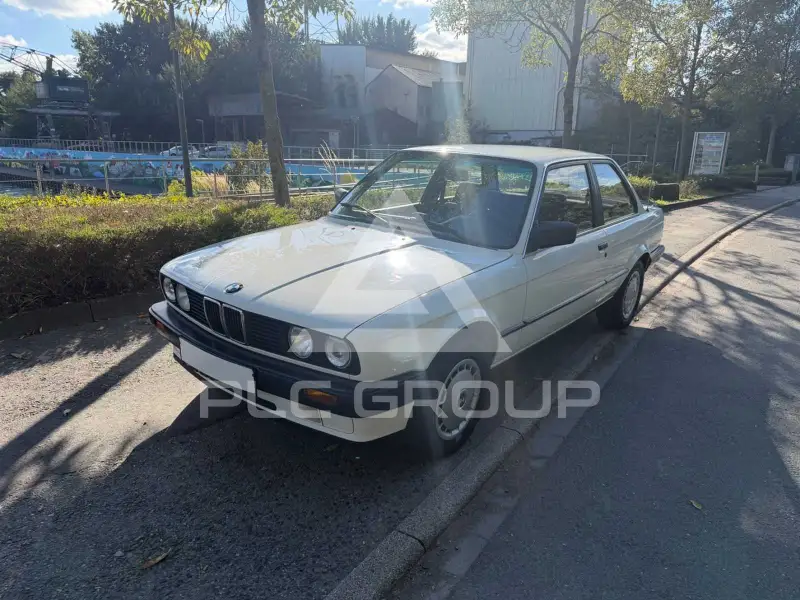 1988 BMW 316
