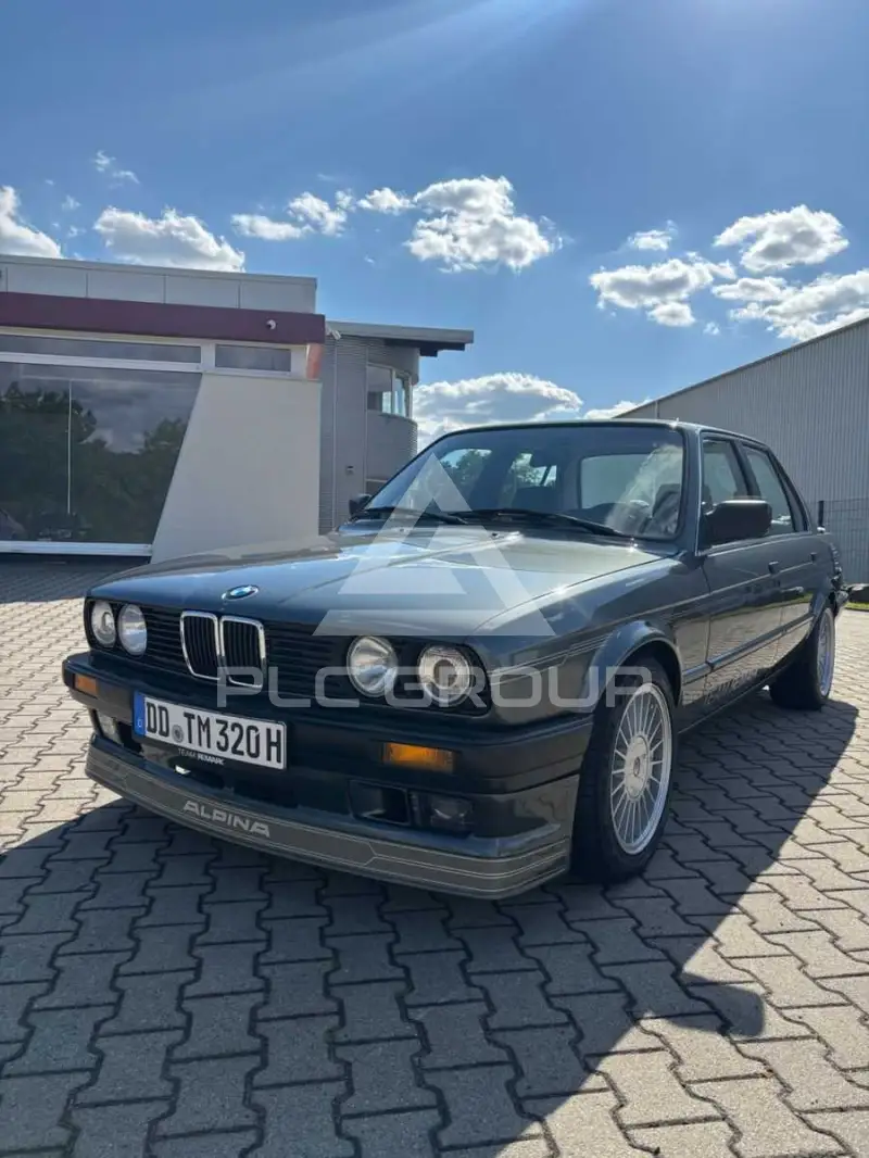 1988 BMW 320