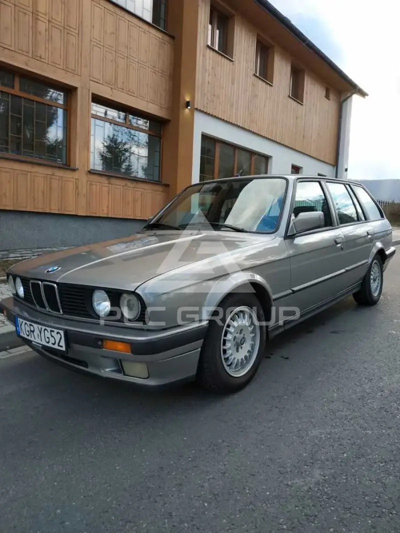1988 BMW 320