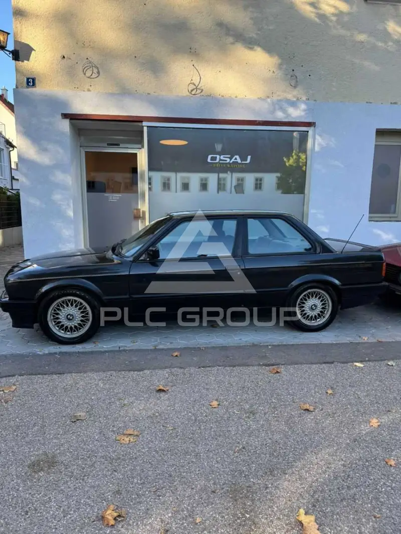 1988 BMW 320