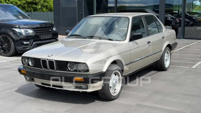 1988 BMW 318