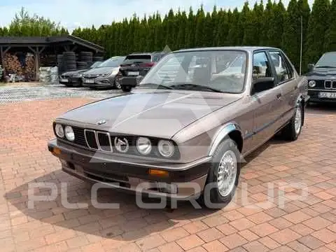 1988 BMW 324
