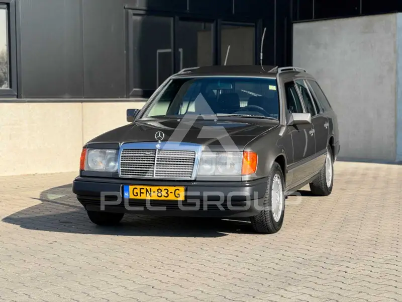 1988 Mercedes Benz E 300