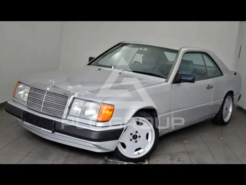 1988 Mercedes Benz E 300