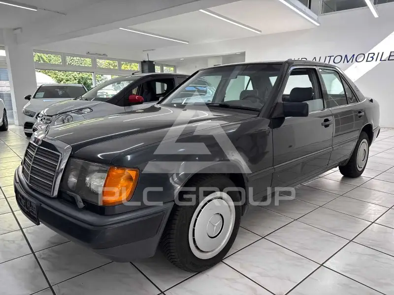 1988 Mercedes Benz 230
